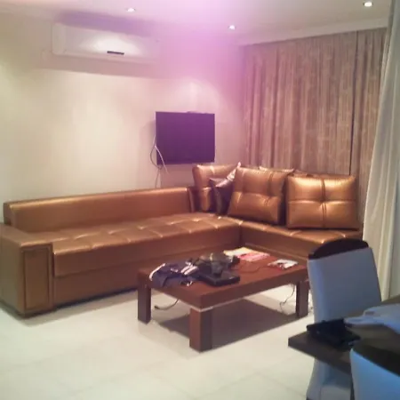Orka Gardens Apartamento
