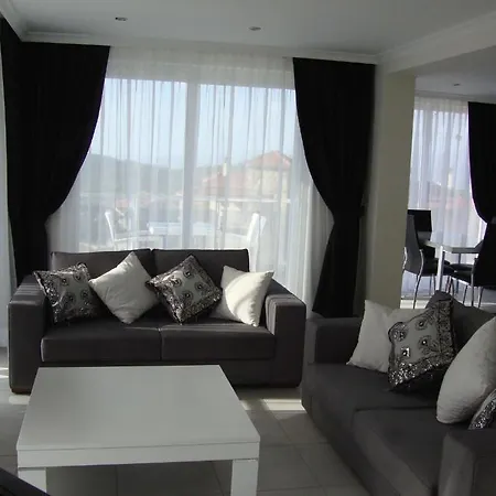 Apartamento Orka Gardens